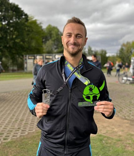 63d83f69-60df-4ed9-8632-610ffad2d2f5